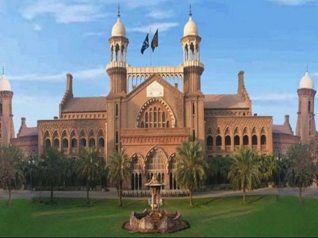 aitchison-college-building-Lahore-Pakistan-ilmibook