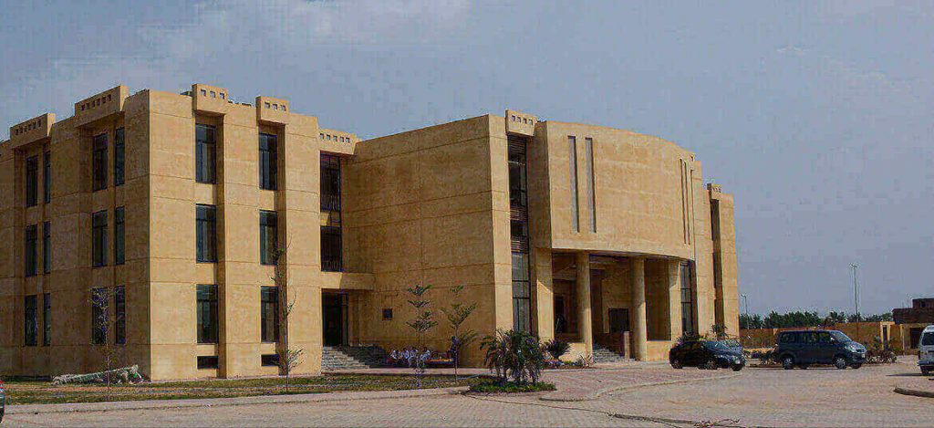 beacon-house-school-system-building-lahore